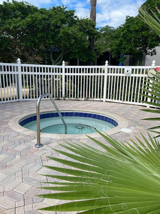 Lovely 1 Bedroom Condo With Pool Orlando Eksteriør billede